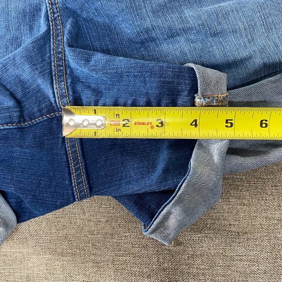 Torrid Feel the Fit Denim Bermuda Short Women's 26 Vintage Stretch Blue Casual - Picture 11 of 13